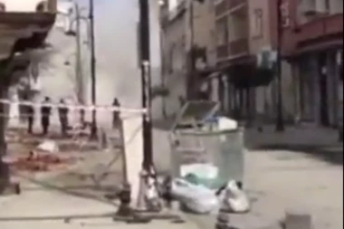 NOVI SNIMCI STRAVE I UŽASA STIŽU IZ TURSKE! Ruševine još nisu raščišćene, a novi delovi zgrada padaju, LJUDI U PANICI! (VIDEO)