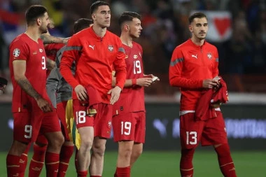 UEFA NEMA MILOSTI! FSS kažnjen zbog incidenata u Crnoj Gori!