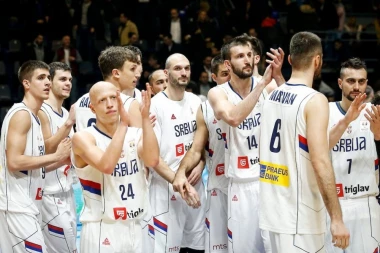 ISTORIJSKI POTEZ: Čuveni srpski košarkaš nosio opremu drugačiju od saigrača zbog naše dece!