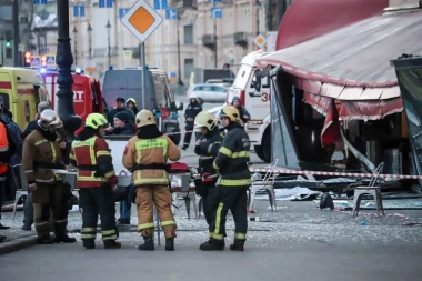 UHAPŠENA OSUMNJIČENA ZA UBISTVO RATNOG IZVEŠTAČA: U eksploziji u Sankt Peterburgu povređene 32 osobe
