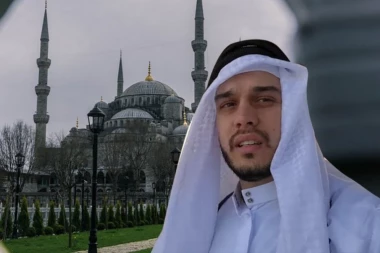 SAGRADIĆU DŽAMIJU U DVORIŠTU: Dejan Dragojević poziva na islam! Da vidite kakav je Ramazan u Srbiji (VIDEO)