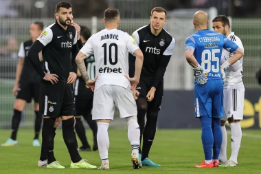 NAPUŠTAJU SVOJ STADION: Crno-beli se na godinu dana sele u Loznicu!