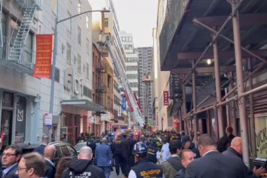 VIŠE POVREĐENIH I ZAROBLJENIH POD RUŠEVINAMA! Drama u Njujorku! Odjeknula eksplozija pa se urušila javna garaža! (VIDEO)