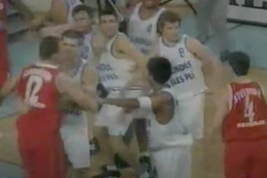 BRUTALNIJE NEGO U MADRIDU! Tuča posle koje su košarkaši Zvezde jedva IZVUKLI ŽIVE GLAVE iz hale! (VIDEO)