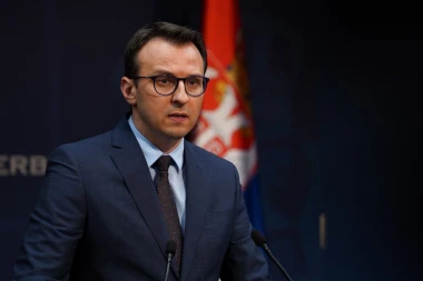 "KURTI POKUŠAVA DA OBMANE JAVNOST!" Petković na konferenciji o svim lažima koje plasira samoprozvani premijer