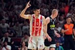 LEDEJ DOBIO NEOČEKIVANI POKLON! Luka Mitrović ČASTIO velikog rivala, svi ostali u ŠOKU posle reakcije košarkaša Partizana! (VIDEO)