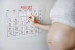 SNIMAK ČUDA NA DELU: Zbog BEBE se devet meseci majčini organi OVAKO pomeraju! (VIDEO)