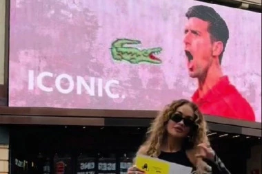 IMAŠ LI ŽENO SRAMA? Albanska pevačica videla Đokovića na bilbordu! Napravila ODVRATAN potez, pa se POHVALILA na Tik Toku! (VIDEO)