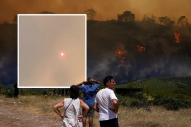 SUNCE SE NE VIDI OD DIMA: Dramatičan snimak požara u Grčkoj, ljudi strahuju od sutrašnjeg dana! (VIDEO)