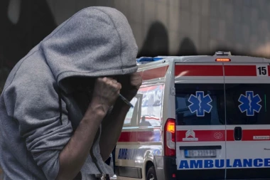 MLADIĆ U NIŠU IZBODEN NOŽEM! Hitno završio u Univerzitetskom kliničkom centru