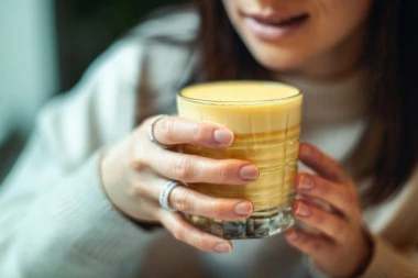 ČUDESAN NAPITAK ZA KOJIM SU SRPKINJE "ODLEPILE": Potrebno je samo četiri SASTOJKA kako biste pospešili bolji rad METABOLIZMA!