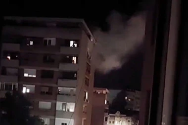 PUKOM SREĆOM IZBEGAO TRAGEDIJU! Vlasnik stana u Smederevu u kojem je bila eksplozija nije bio tu? (VIDEO)