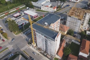CENTAR ŠUMADIJE POSTAJE OAZA ZA STRANCE: Cene stanova u Kragujevcu rastu, među kupcima i Amerikanci, Rusi, Kinezi...