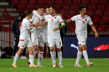 NASTAVLJA SE DRAMA: Crna Gora pobedila, Srbija o PLASMANU NA EVROPSKO PRVENSTVO odlučuje u nedelju!