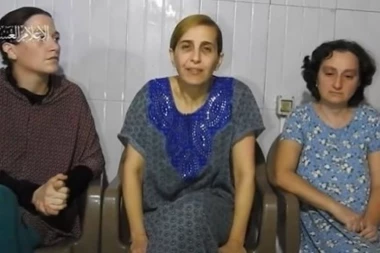 "OSLOBODITE NAS, OSLOBODITE PALESTINCE, OBEĆAO SI...." Hamas objavio ŠOKANTAN snimak - tri žene koje drže kao taoce kritikuju Netanjahua: "Mi patimo zbog tvog neuspeha!" (VIDEO)