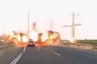 VOZILI SU U SMRT! Raketa pala na auto-put u Izraelu, a onda se dogodla NESTVARNA SCENA!