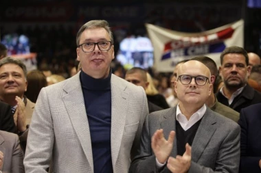 BIĆE JOŠ POVEĆANJA PLATA I PENZIJA: Predsednik Vučić izneo KOLIKE će biti plate do kraja mandata Vlade