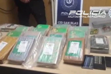 ŠPANSKA POLICIJA UHAPSILA SRPSKOG NARKO-DILERA (28): U koferima pronašli 23 kilograma kokaina vrednosti skoro 2 miliona EVRA!