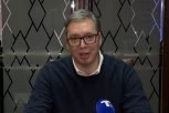 "NIKAKVE REVOLUCIJE NEĆE BITI" Vučić o pokušaju opozicije da upadne u gradsku skupštinu: Građani, iako su scene dramatične, ne brinite!