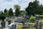 "VASKRS ZA MRTVE" Danas je pobusani ponedeljak: Vernici izlaze na groblje i OVAKO odaju počast preminulima