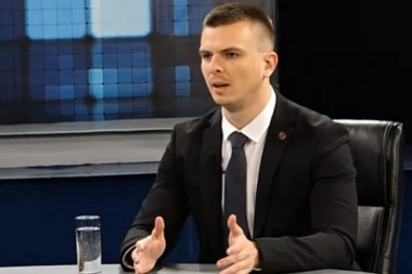 ČLAN RIK-a "POTOPIO" PARANDILOVIĆA: "Definicija bezobrazluka"