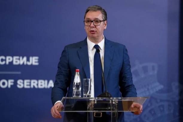 "JA NISAM NI RUSKI, NI EVROPSKI NITI AMERIČKI PLAĆENIK"! Vučić poslao jaku poruku naciji: "BORIM SE SAMO ZA SRBIJU"! (VIDEO)