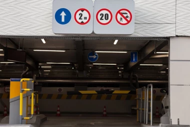 PARKING U BEOGRADU POSTAO LUKSUZ! Ipak, postoji rešenje za uštedu!