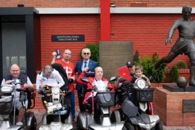 ŠAMPIONSKI GEST: Crvena zvezda obradovala osobe sa invaliditetom!