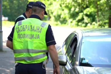 PIJAN KAO LETVA! Usred bela dana naduvao 3,22 promila - policija ga isključila iz saobraćaja
