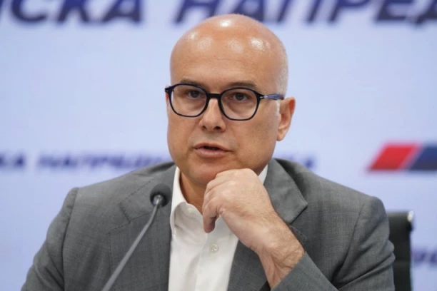 OVO SE NIJE VIDELO OD 1945. GODINE! Vučević o lokalnim izborima, komentarisao i odlazak rektora Đokića u Brisel