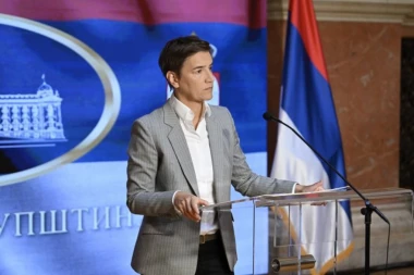 "NASTAVLJENO JE S LAŽIMA I DANAS" Ana Brnabić: I pored više mojih molbi, moje pitanje je GDE JE KRAJ?