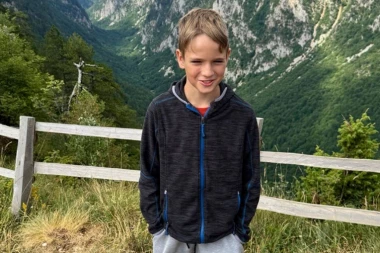 TRKA S VREMENOM! NESTAO MARKO MAJIĆ NA VIDIKOVCU: Mališan (11) izgubio se usred dana, spasioci češljaju teren! REČI JEDNE ŽENE LEDE KRV! (FOTO)