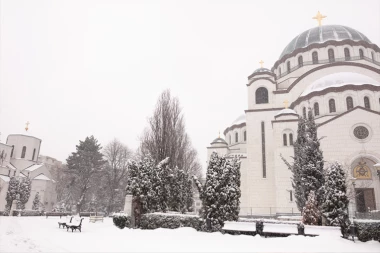 BEOGRAD KAO SEVERNI POL! Ledeni talas od 90 DANA! Izmereno neverovatnih -39,5 na Pešteru, prestonica bila okovana u led i mraz!