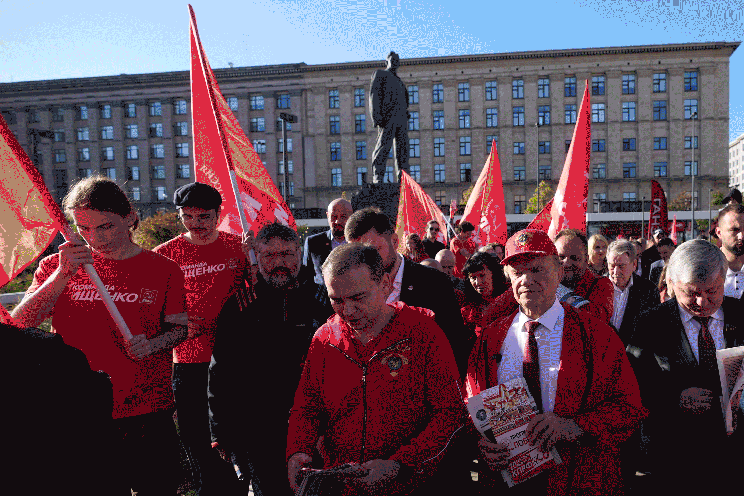 U RUSIJI DANAS PRVI IZBORI OD POČETKA RATA! Ishod se već zna, ali SVI STREPE OD ONOGA ŠTO SLEDI! (FOTO) gif
