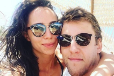 VESELI OŽENIO SRPKINJU NA PALIĆU: Metalika za prvi svadbeni ples