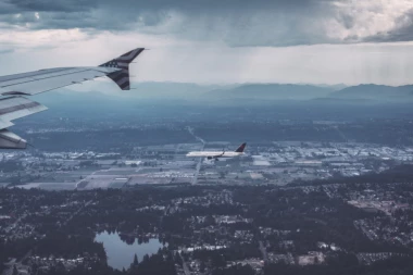 Rusija produžila obustavu letova sa Velikom Britanijom zbog novog soja korone