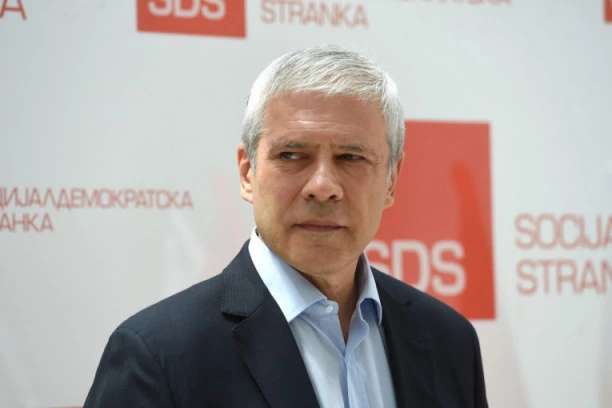 Tadić: Ujedinjena opozicija je savez lakrdijaša