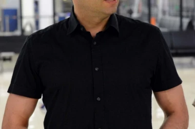 VUČIĆ NEĆE PODLEĆI PRITSCIMA: Ministar Vulin tvrdi da Srbija neće u NATO, niti će uvesti sankcije Rusiji!