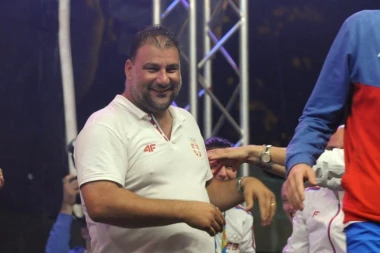 Harizmatični Savić jednom reči stavio tačku na EP!