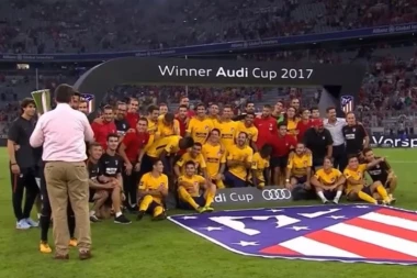 TROFEJU SE NE GLEDA U ZUBE: Atletiko osvojio Audi kup, Grujić siguran sa penala