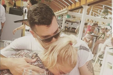 Nataša Bekvalac: Da ti uzmem sve četiri, ćerko, neće da se bace!