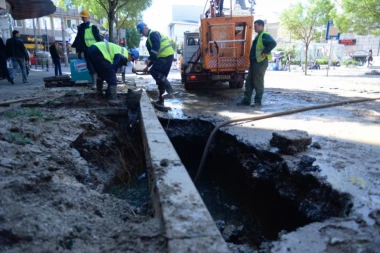 DANAS BEZ VODE građani Zvezdare, Palilule, Pinosave...