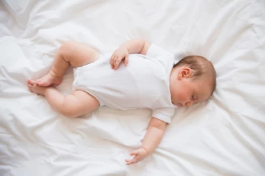 UŽAS U VRBASU: Nađena mrtva beba na deponiji!