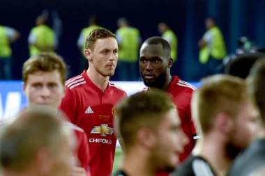 PUNO POVERENJE MURINJA: Matić debitovao pobedom