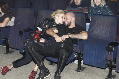 BRAT KOŠARKAŠICE DROGU VOZIO ZETU ŠIKLIĆU