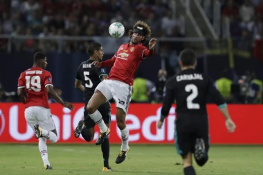 Felaini traži odštetu od 2,1 milion funti