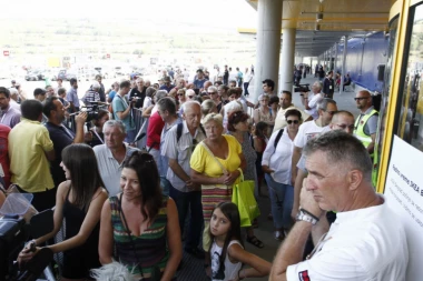 "Ikea" u Srbiji dere sa cenama: I ćufte i nameštaj skuplji nego u svetu