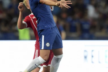 MUKE NOVOG FUDBALERA ČELSIJA: Morata igrao 15 minuta, promašio penal, a navijači hteli da ga ubiju!