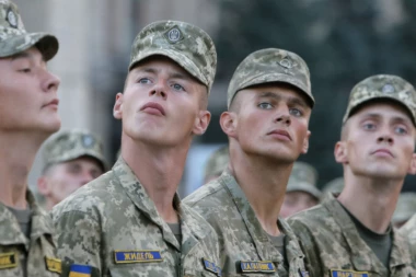 RUSKI DIPLOMATA UPOZORAVA: Amerika sprema 600 miliona dolara za NAORUŽAVANJE Ukrajine!