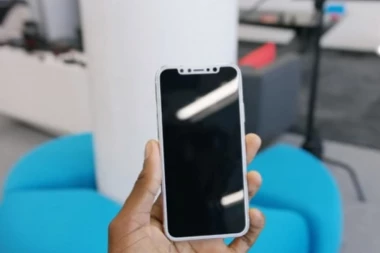 PATITE ŠTO NEMATE AJFON? Evo kako da drugi misle da ga imate!